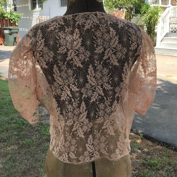 1920’s Spiderlace Peach Gown - Picture 9 of 11